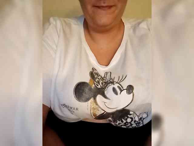 ThickPrincessKlara webcam