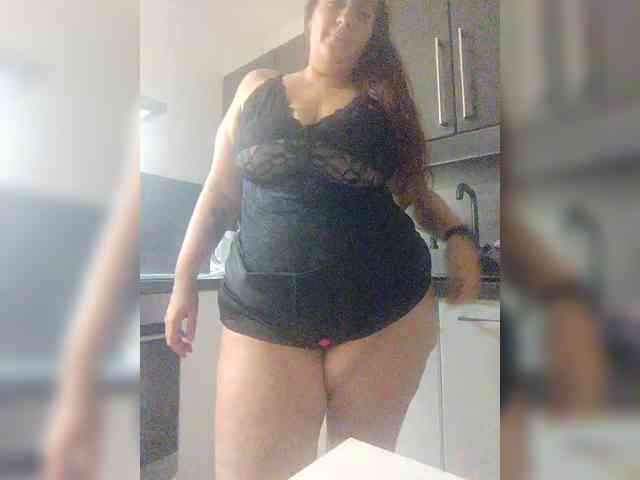 ThickPrincessKlara webcam