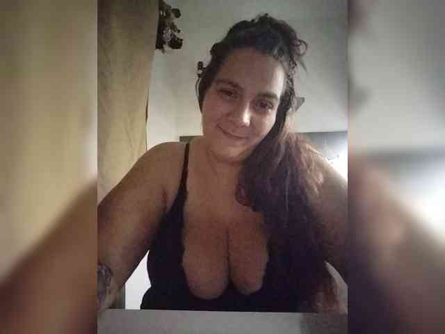 ThickPrincessKlara webcam
