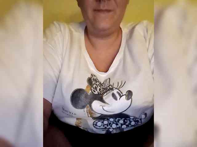 ThickPrincessKlara webcam
