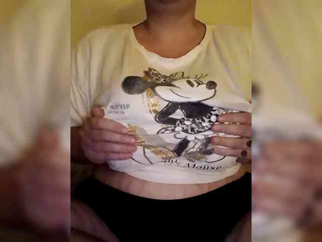 ThickPrincessKlara webcam