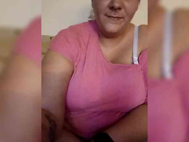 ThickPrincessKlara webcam