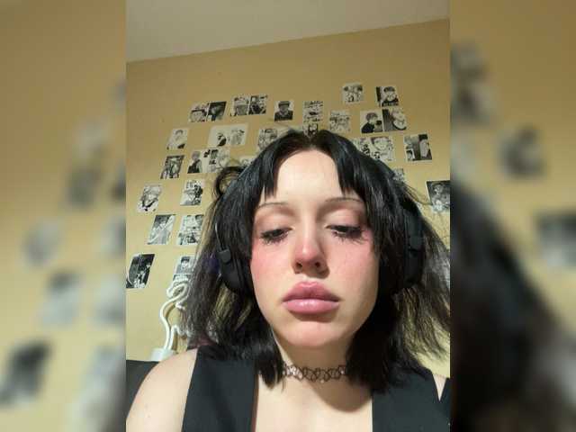 nyadere live cam on BongaCams