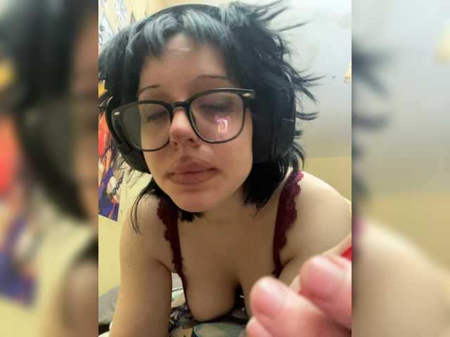 nyadere live cam on BongaCams