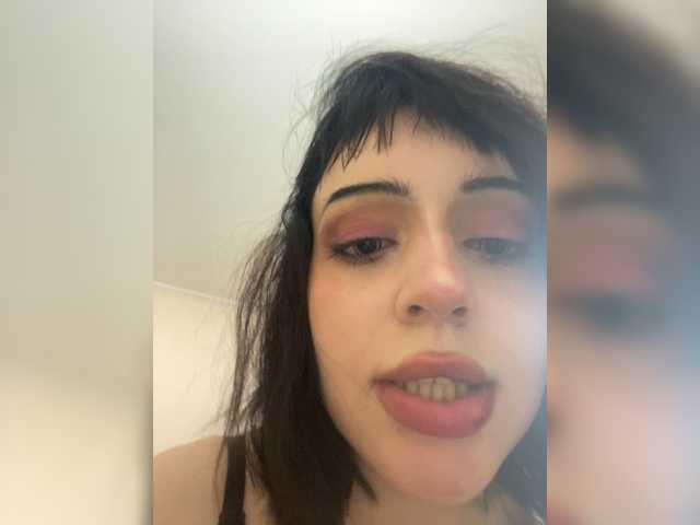 nyadere live cam on BongaCams