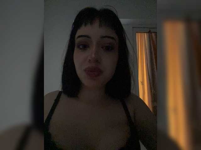 nyadere live cam on BongaCams