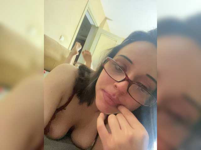 nyadere live cam on BongaCams