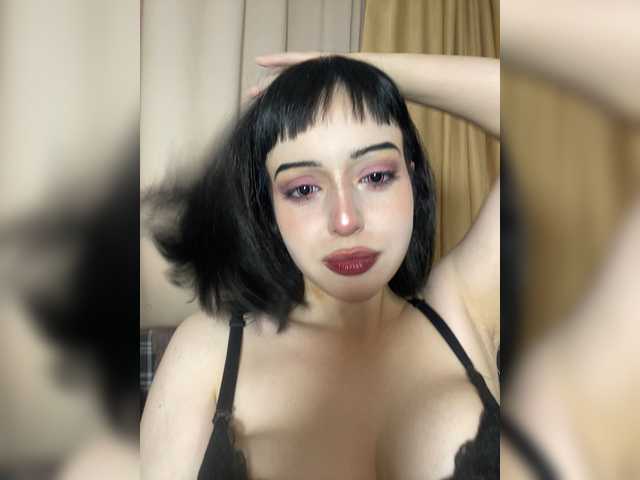 nyadere live cam on BongaCams