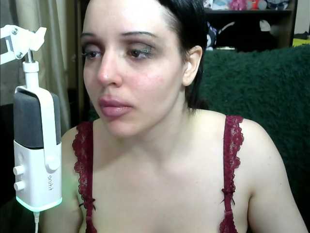 nyadere live cam on BongaCams