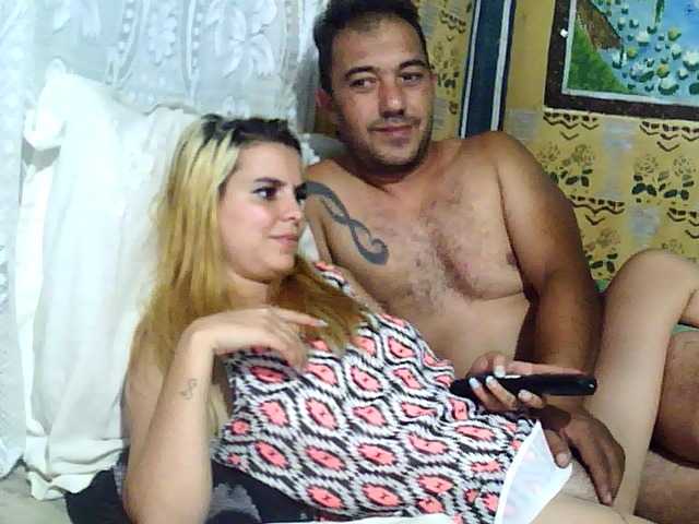 Hardcorecouple live webcam show