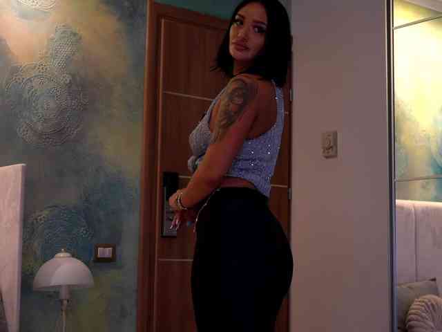 LunaLysandra webcam
