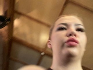 MiaDiva Porn Show