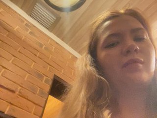 MiaDiva Porn Show
