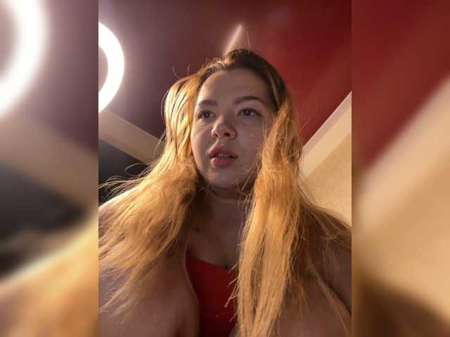 MiaDiva live cam on BongaCams