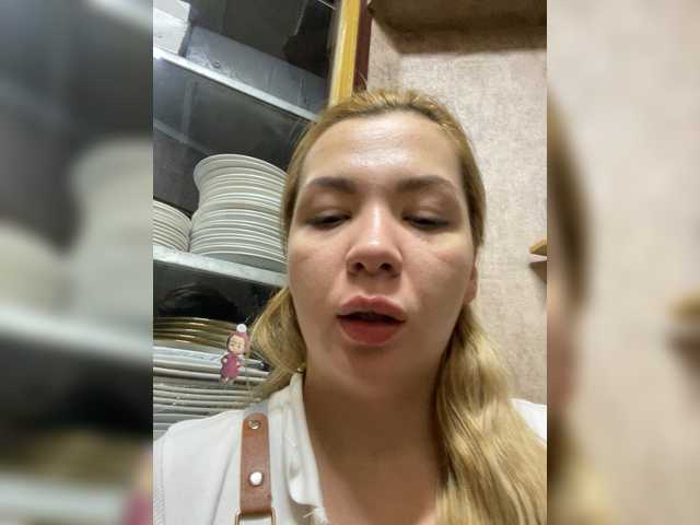 MiaDiva live cam on BongaCams