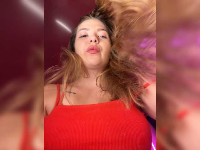 MiaDiva live cam on BongaCams