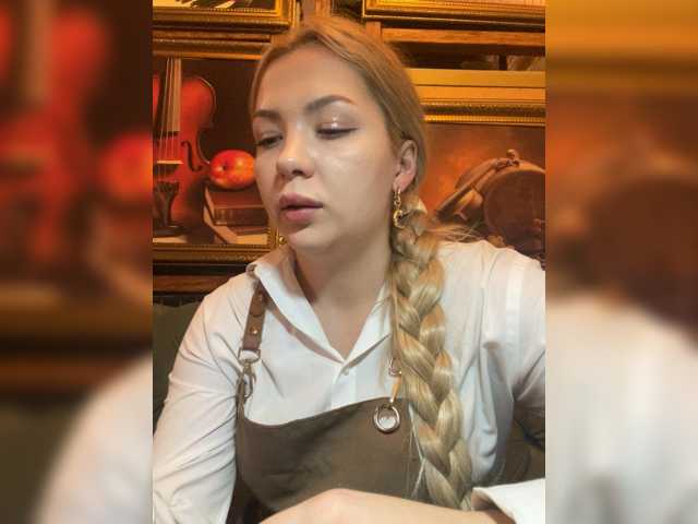 MiaDiva live cam on BongaCams