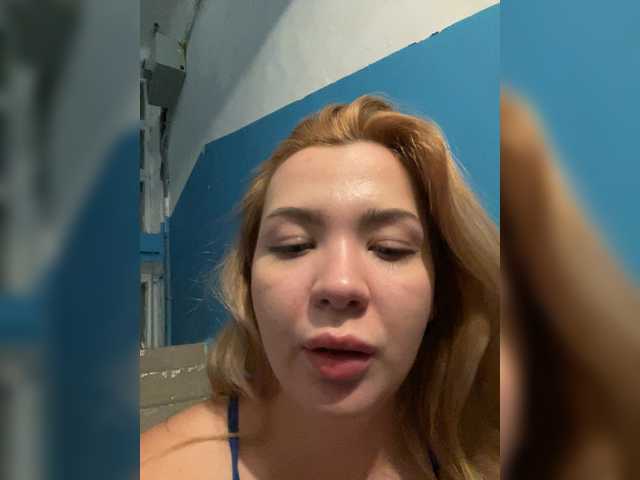 MiaDiva live cam on BongaCams