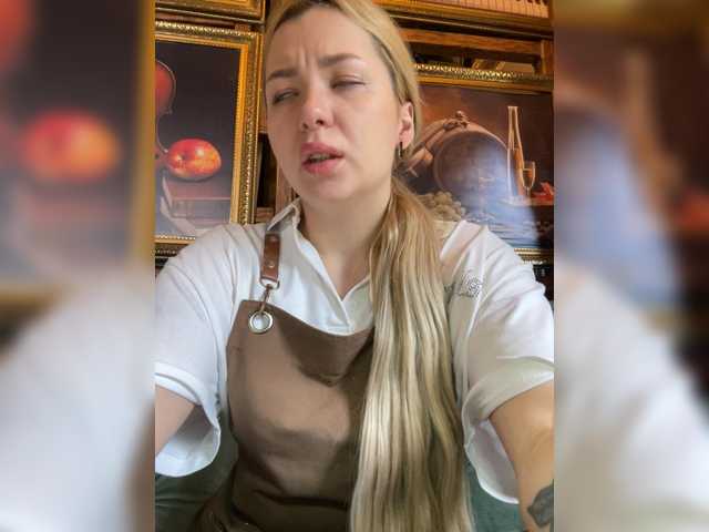 MiaDiva live cam on BongaCams