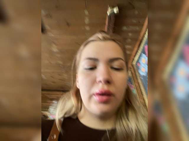 Live трансляция MiaDiva - slutnetki.online