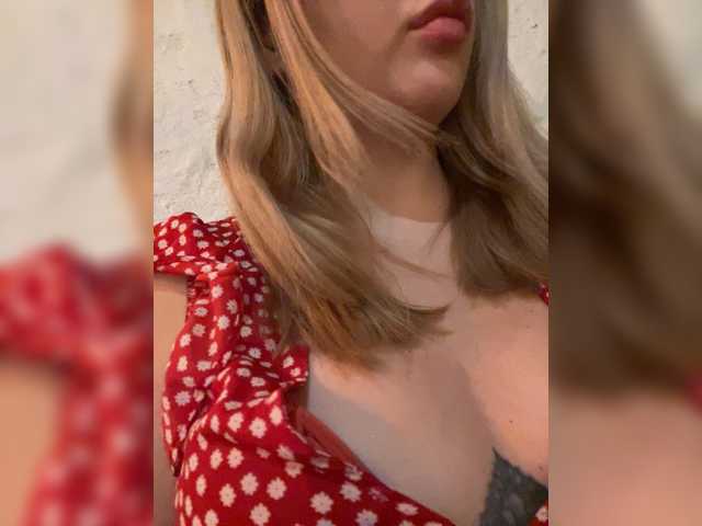 MiaDiva live cam on BongaCams