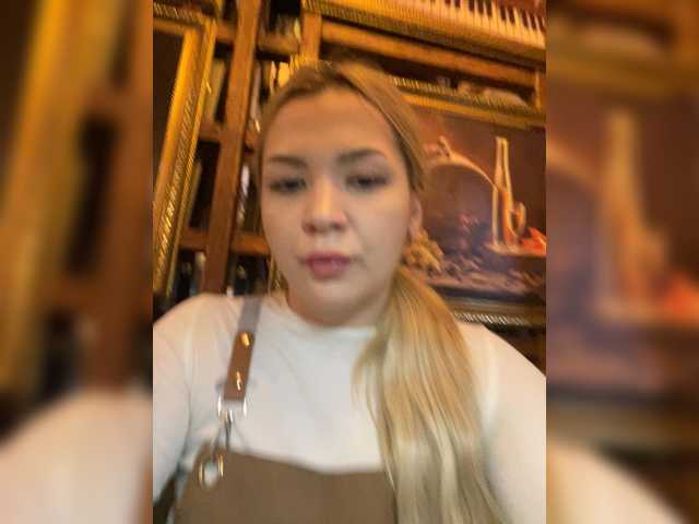 MiaDiva live cam on BongaCams