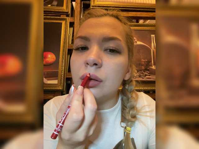MiaDiva live cam on BongaCams
