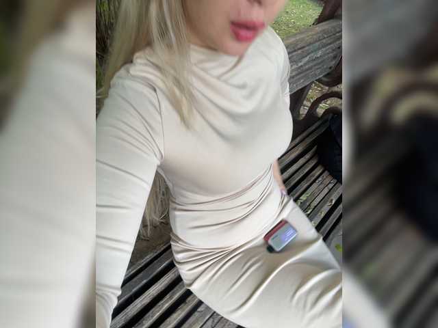 MiaDiva live cam on BongaCams