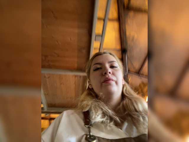Live трансляция MiaDiva - slutnetki.online
