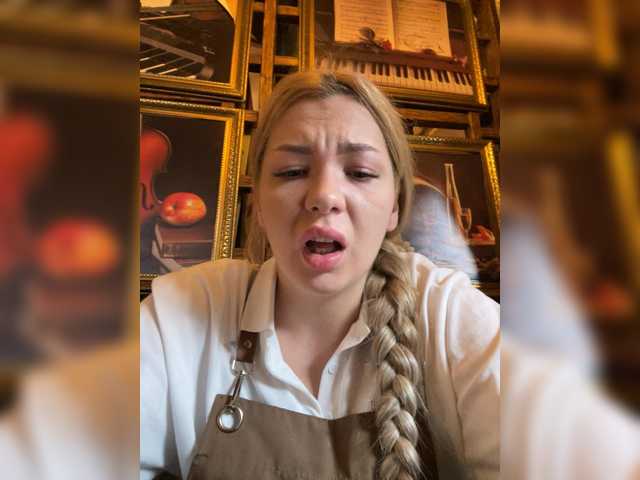 MiaDiva live cam on BongaCams