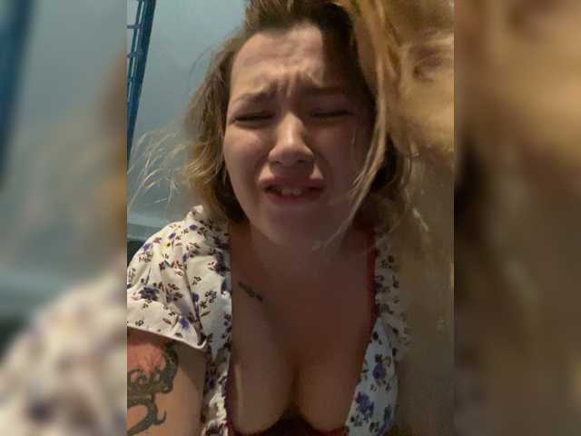Live трансляция MiaDiva - slutnetki.online