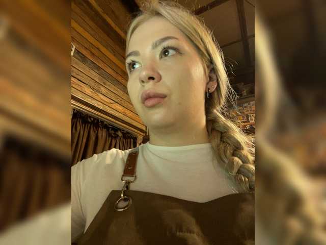 Live трансляция MiaDiva - slutnetki.online
