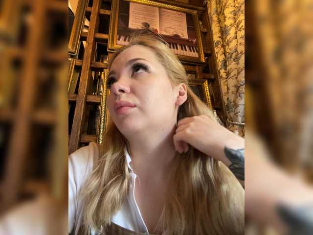 Live трансляция MiaDiva - slutnetki.online