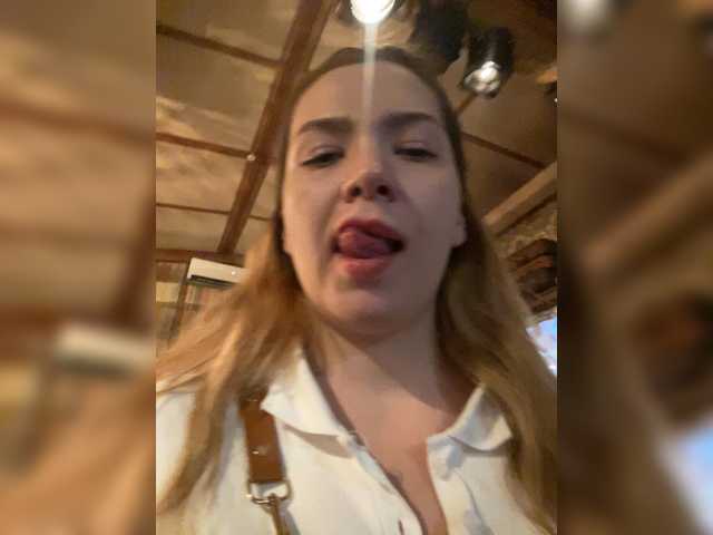 Live трансляция MiaDiva - slutnetki.online