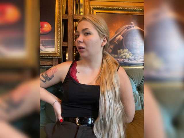 MiaDiva live cam on BongaCams