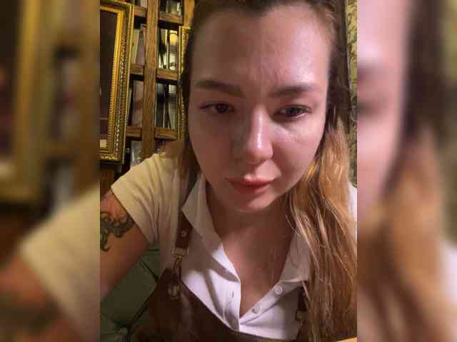 MiaDiva webcam