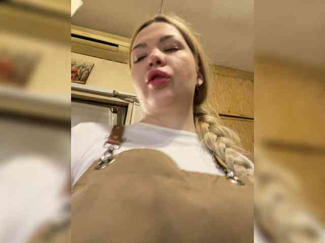 MiaDiva webcam