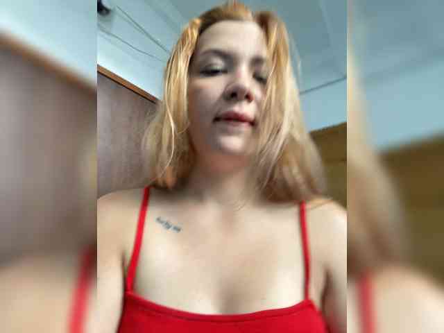 MiaDiva webcam