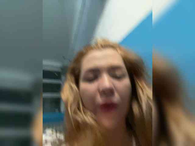 MiaDiva webcam