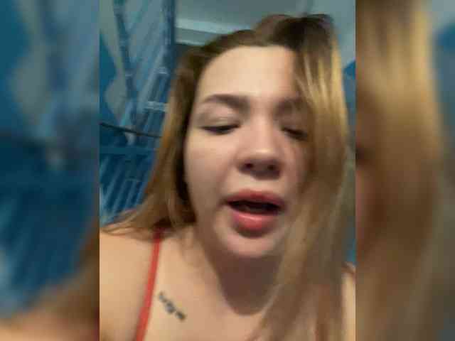 MiaDiva webcam