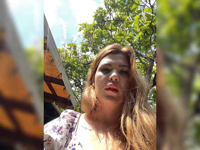 MiaDiva webcam