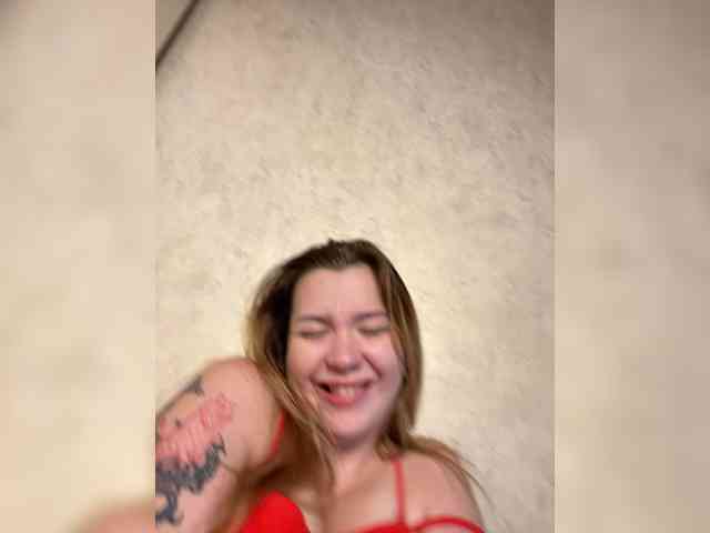 MiaDiva webcam