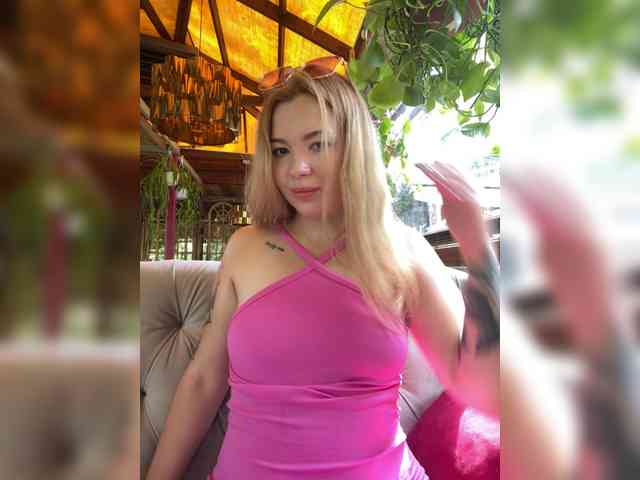 MiaDiva webcam