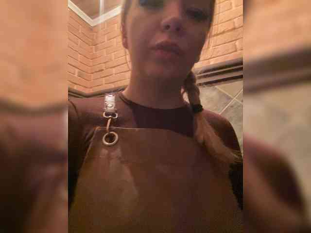 MiaDiva webcam
