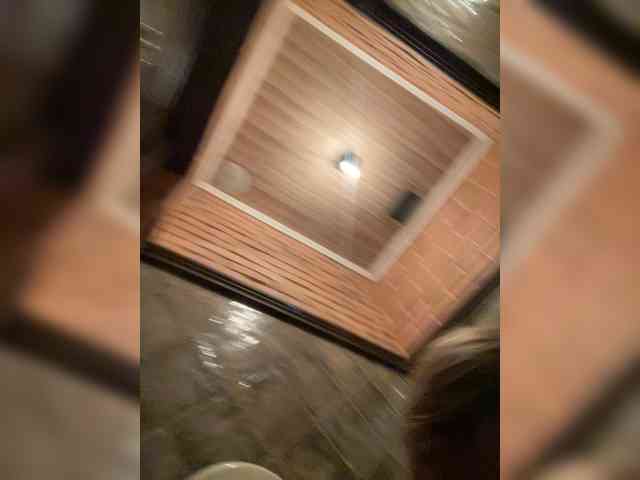 MiaDiva webcam