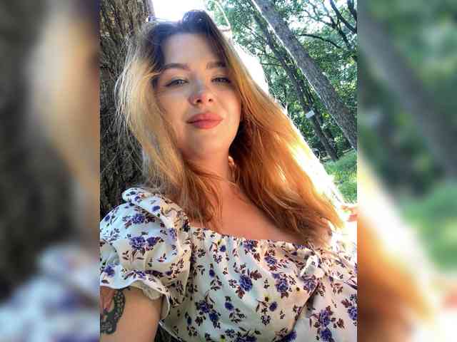 MiaDiva webcam