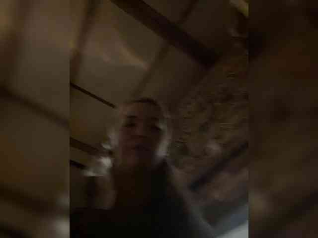 MiaDiva webcam