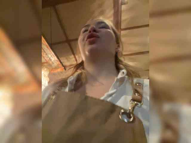 cam2cam chat MiaDiva