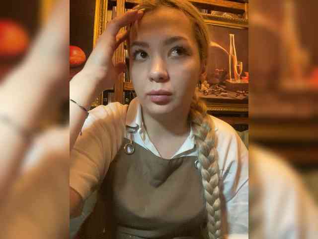 MiaDiva webcam