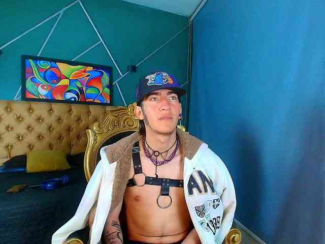 AngelMarcell AngelMarcell